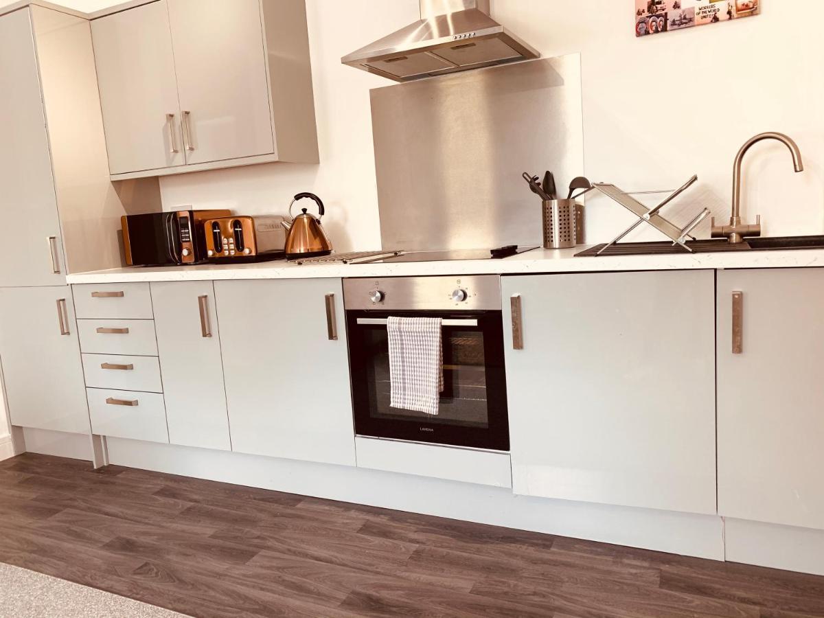 Elthorne Luxury Apartments - アクスブリッジ エクステリア 写真