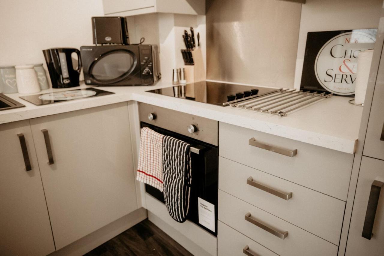 Elthorne Luxury Apartments - アクスブリッジ エクステリア 写真