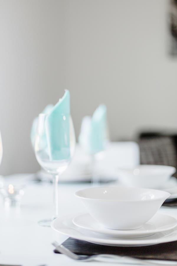 Elthorne Luxury Apartments - アクスブリッジ エクステリア 写真